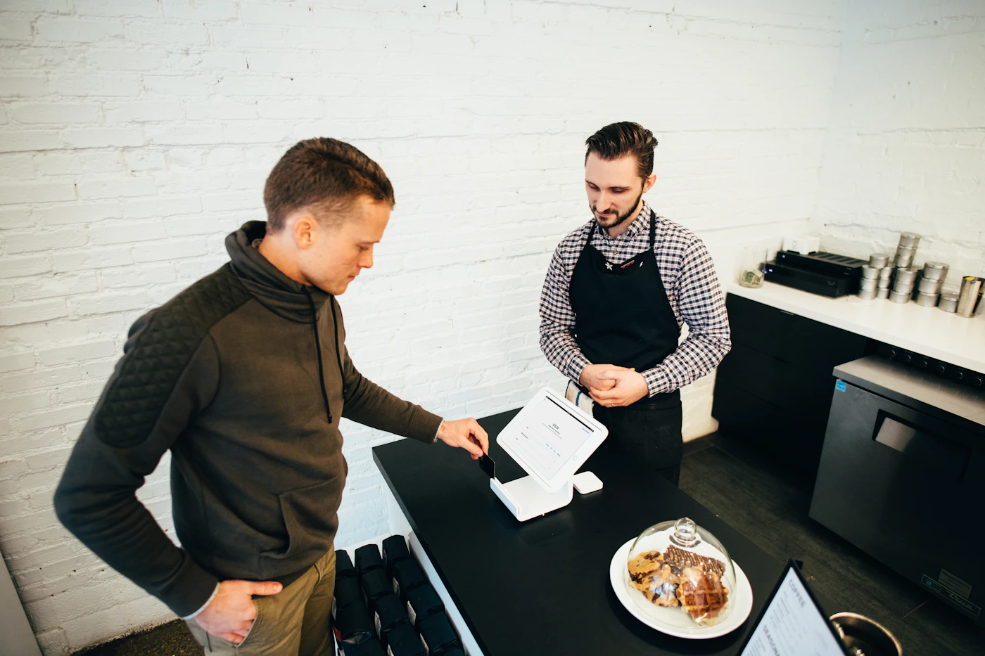 Business & E‑commerce
